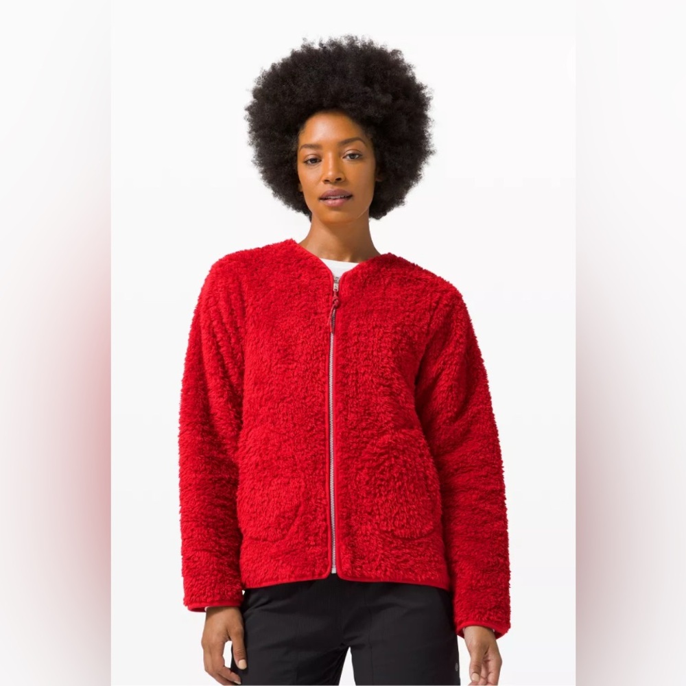 Lululemon Oh So Sherpa Full Zip Jacket.